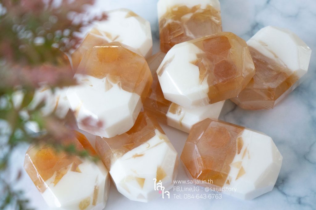 สบู่หินมงคล