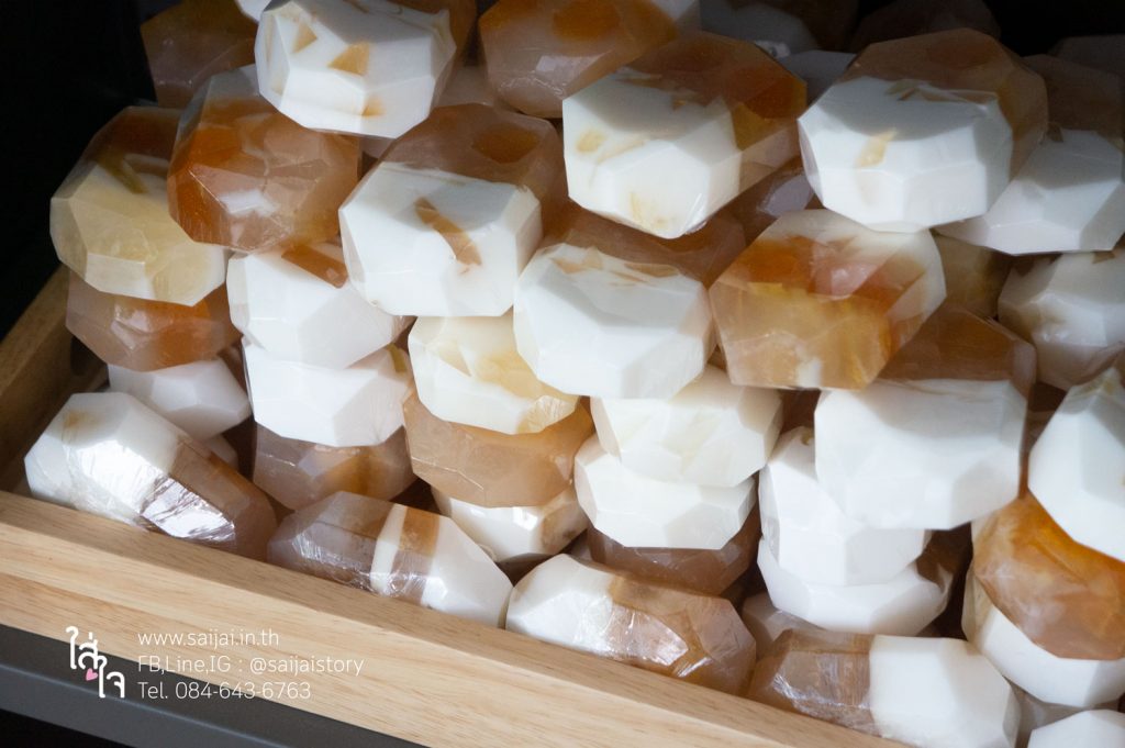 สบู่หินมงคล