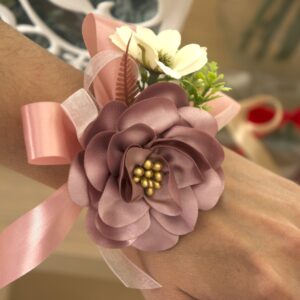 ข้อมือเพื่อนเจ้าสาว (Bridesmaid Corsage)