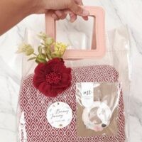 เซตผ้าห่มทอมือ แวกซ์หอม ในกระเป๋าถือ 389.-